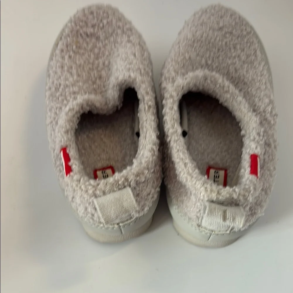 Hunter Gray Cozy Slippers toddler sz 11 NWOT